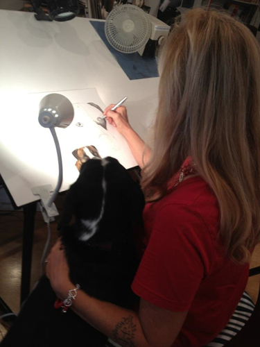 Lee Hammond drawing with pencils